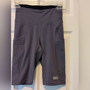 REI Grayish Purple Athletic Bike Shorts Small With 4 Pockets